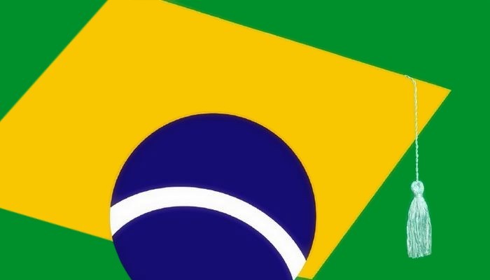 Bandeira do brasil em formato de chapéu de formatura.